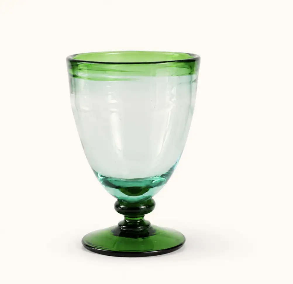 Verre à pieds soufflé