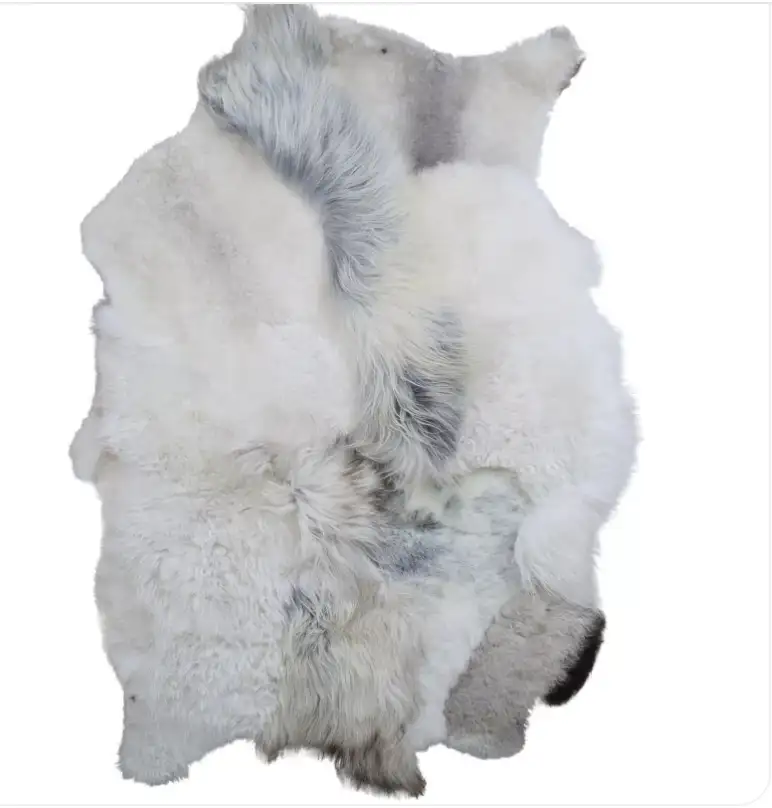 Tapis Design en peaux multi