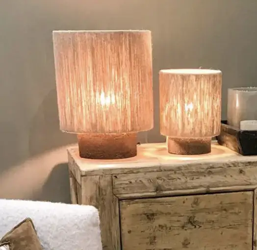 Lampe à poser Kalé en jute tendue