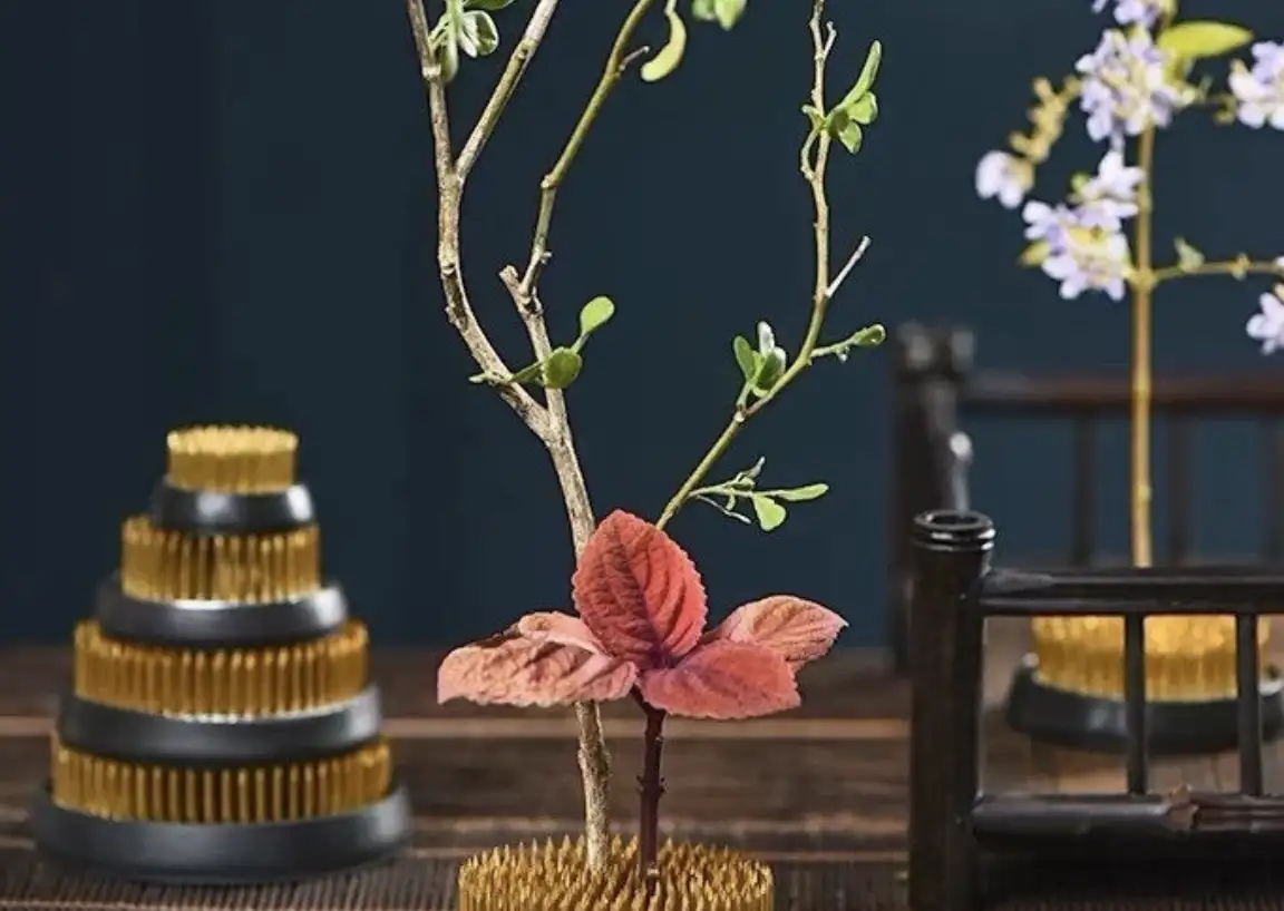 Support pique-fleurs